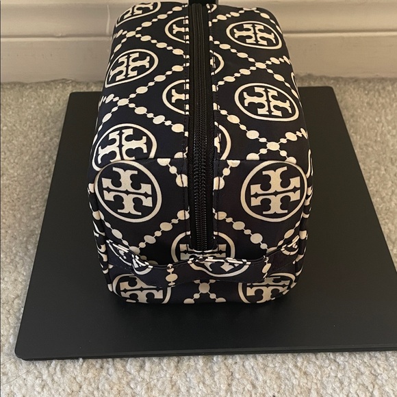 Tory Burch Black and White Cosmetic Bag - Picture 3 of 7